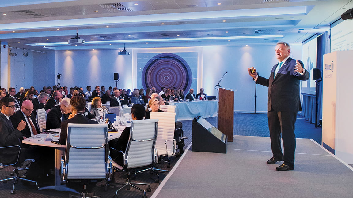 Neil Dwane addresses 2018 London Investment Forum