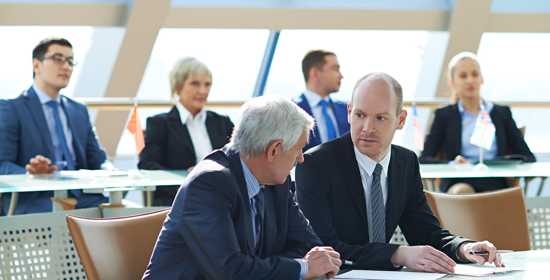 European diplomats discussing